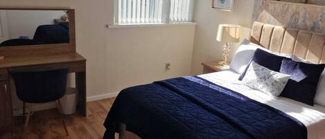 1 Schlafzimmer, Bügeleisen/Bügelbrett, kostenloses WLAN, Bettwäsche