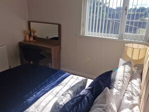 1 Schlafzimmer, Bügeleisen/Bügelbrett, kostenloses WLAN, Bettwäsche