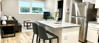 5 min to DWTN, BART & Park| Private Deck w/ View