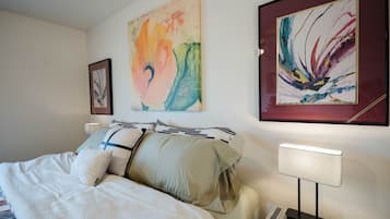 3 bedrooms, WiFi, bed sheets