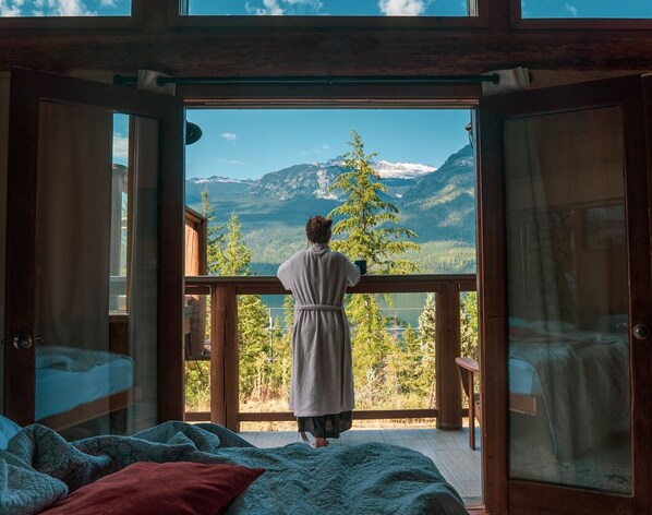 Yksilöllisesti sisustettu, yksilöllisesti kalustettu, ilmainen Wi-Fi