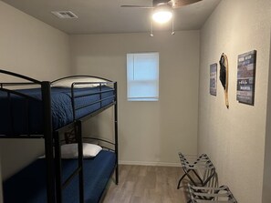 2 chambres, Wi-Fi, draps fournis