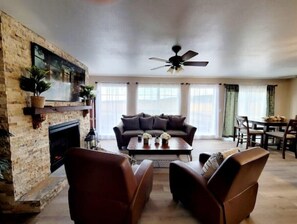 Smart TV, fireplace, printers