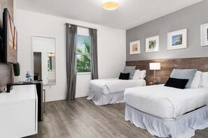 15 Schlafzimmer, Bügeleisen/Bügelbrett, WLAN, Bettwäsche