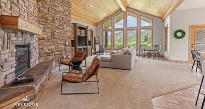 New to Market Private Weber River Access Stunning Family Retreat