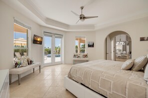 5 bedrooms, iron/ironing board, WiFi, bed sheets