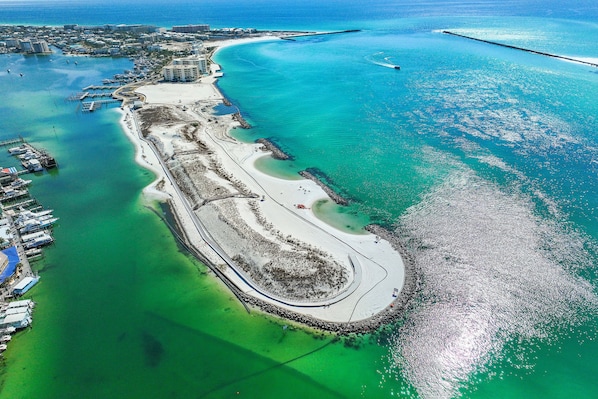 Beach nearby - đŹDestiny East Luxury Home~Golf Cart~Close to the Beach~Five O'Clock SomewheređŹ (Destin)