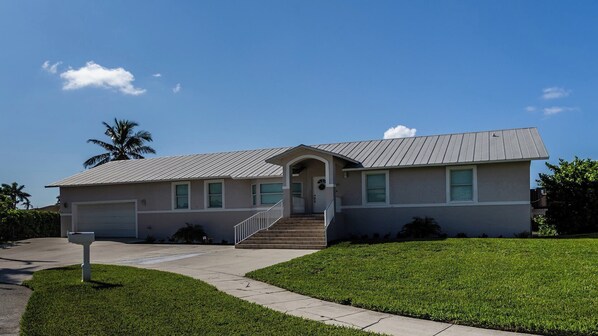 Imagen sin descripción, 1 de 28, botón