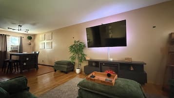 Smart TV, music library, video library, stereo