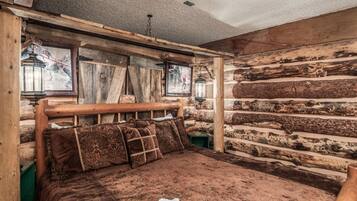 Condo, Multiple Beds, Balcony, Mountain View | 5 bedrooms, individually decorated, individually furnished, free WiFi