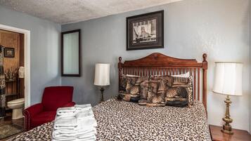 Condo, Multiple Beds, Balcony, Mountain View | 5 bedrooms, individually decorated, individually furnished, free WiFi