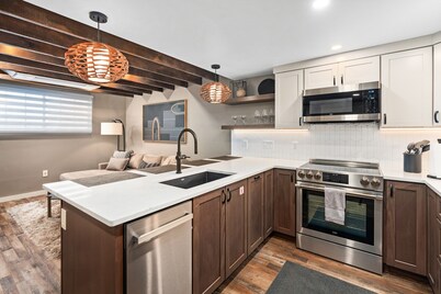 Discover Serenity: Your Ultimate Hidden Retreat for a Cozy Vacation Getaway.