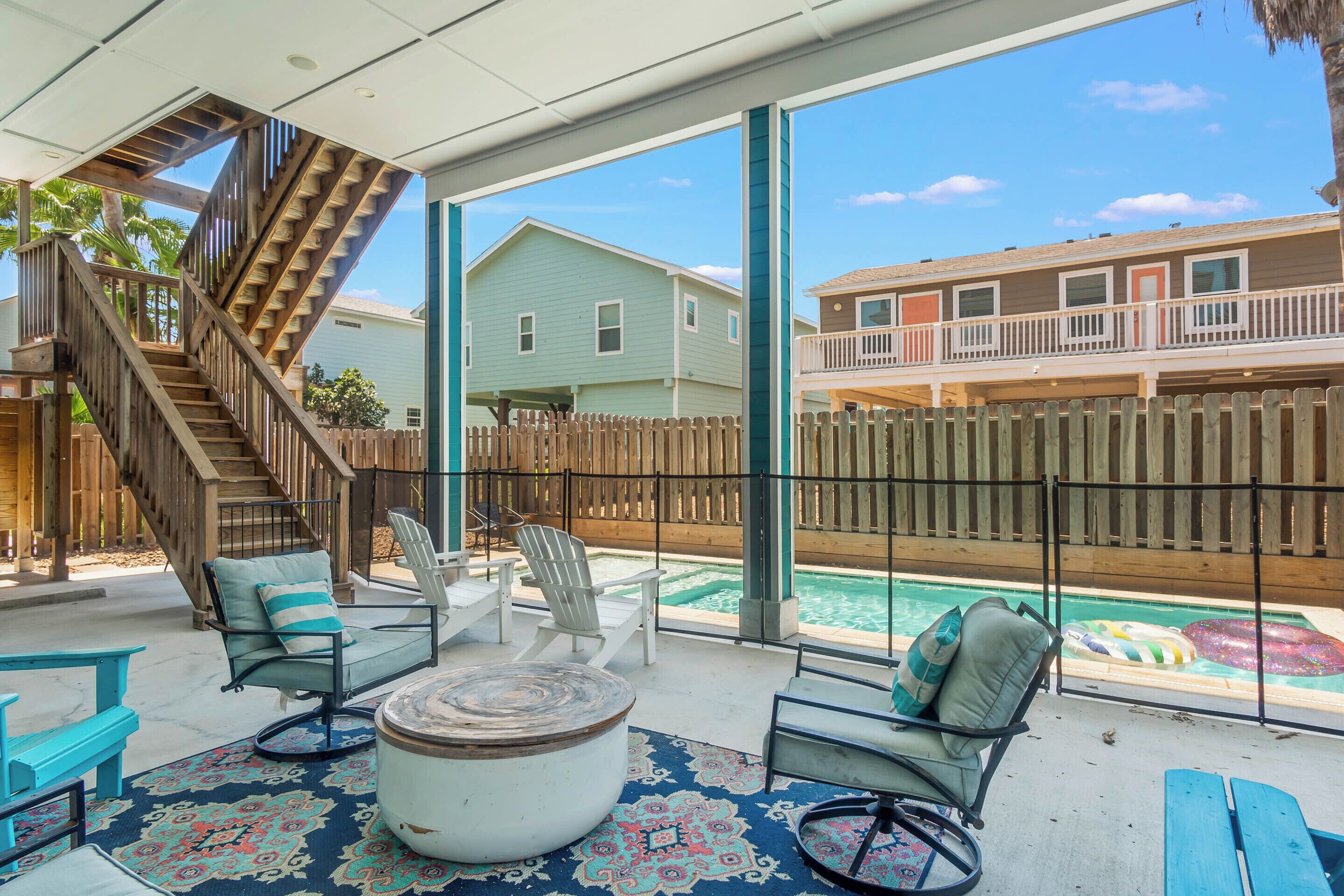 House (5 Bedrooms) | Pool