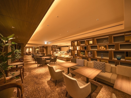 Executive lounge. Hotel Emion Sapporo