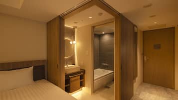 Premium bedding, down duvets, in-room safe, blackout curtains