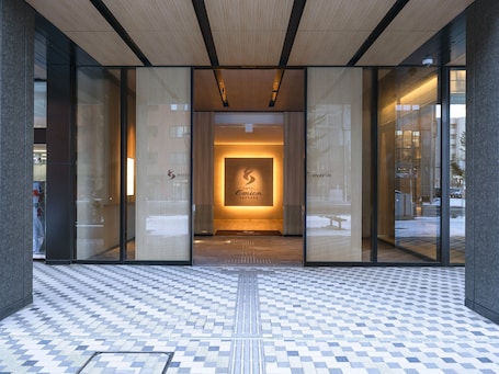 Interior entrance. Hotel Emion Sapporo