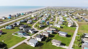 House (3 Bedrooms) | Property amenity - Seagull Sands by Ryson Vacation Rentals (Galveston)