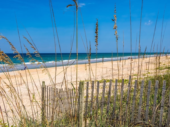 House (4 Bedrooms) | Property amenity