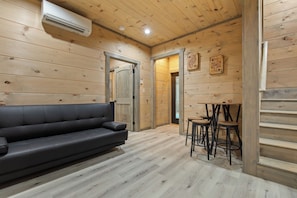 Estudio (3 Bedrooms) | Servicio de la propiedad