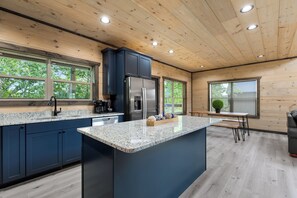 Property amenity - Tequila Splash by Smoky Cove Resort (Sevierville)