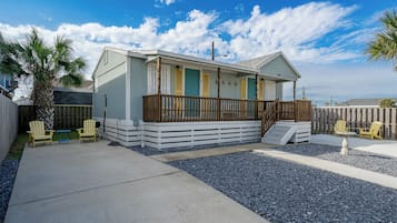 House (0 Bedroom) | Front of property