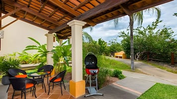 Apartemen | Tempat makan outdoor