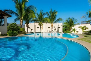 Apartamento básico | Piscina | 6 piscinas al aire libre
