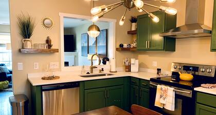 Tranquil Mid-Century on Meadow: Joyfully and passionately created to enjoy.