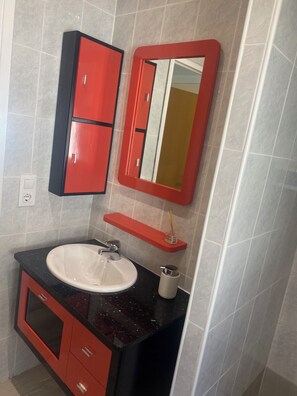 Savon, papier de toilette