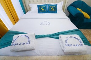Wi-Fi, roupa de cama, acesso para cadeiras de rodas