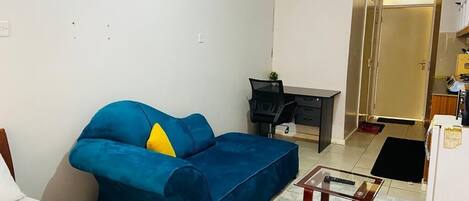 WiFi, bed sheets, wheelchair access