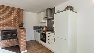 Kühlschrank, Ofen, Herdplatte, Geschirrspüler