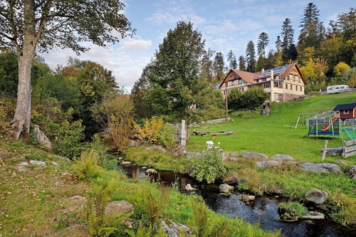 Ferienwohnung 'Familienwohnung Nala' mit Bergblick, Gemeinschaftsgarten und WLAN