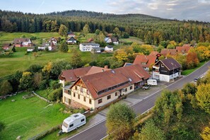 Exterior - Apartment 'Familienwohnung Simba' with Mountain View, Shared Garden and Wi-Fi (Forbach)