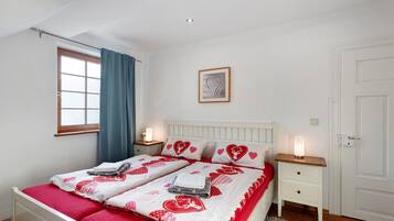 2 bedrooms, free WiFi, bed sheets