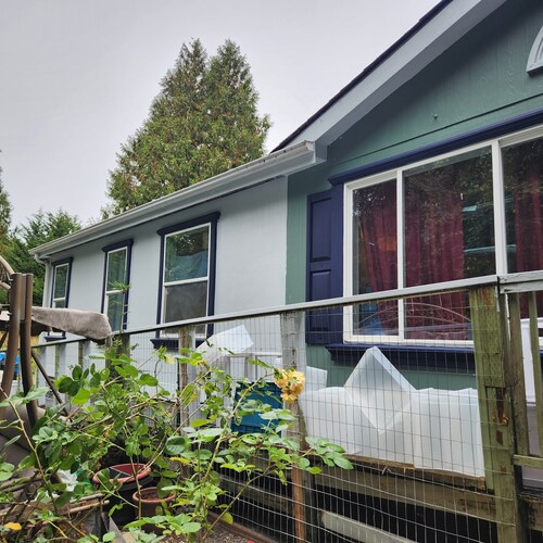 Country home rustic. beach,hiking nearby <br>3 rooms ramp .