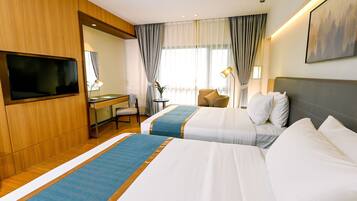 1 bedroom, premium bedding, minibar, in-room safe