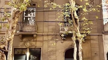 Bagian depan properti