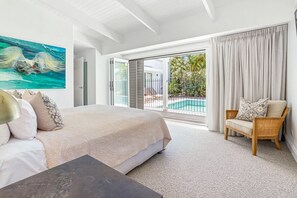 4 chambres, fer et planche à repasser, Wi-Fi gratuit, draps fournis