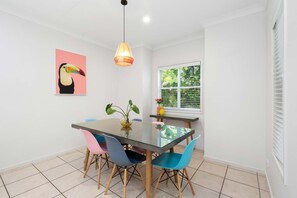 Dining - The Duke, Sunshine Beach (Sunshine Beach)