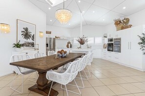 Dining - Luxe coastal village home in Peregian Beach (Peregian Beach)