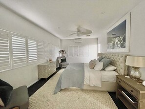 5 slaapkamers, een strijkplank/strijkijzer, gratis wifi, beddengoed