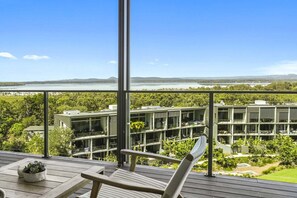 Property grounds - Luxury Holiday Living, Noosa Heads (Noosa Heads)