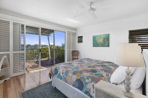 4 habitaciones, tabla de planchar con plancha y wifi gratis 