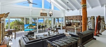 Balinese Beach House, Sunshine Beach
