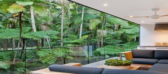 Luxury rainforest retreat in Little Cove