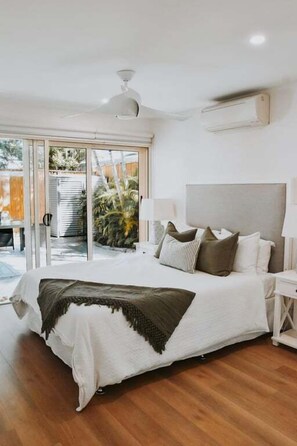 3 bedrooms, iron/ironing board, free WiFi, bed sheets - Perfectly placed in Noosa Heads (Noosa Heads)