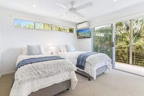 4 Schlafzimmer, Bügeleisen/Bügelbrett, kostenloses WLAN, Bettwäsche