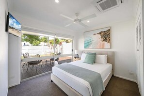 4 chambres, fer et planche à repasser, Wi-Fi gratuit, draps fournis