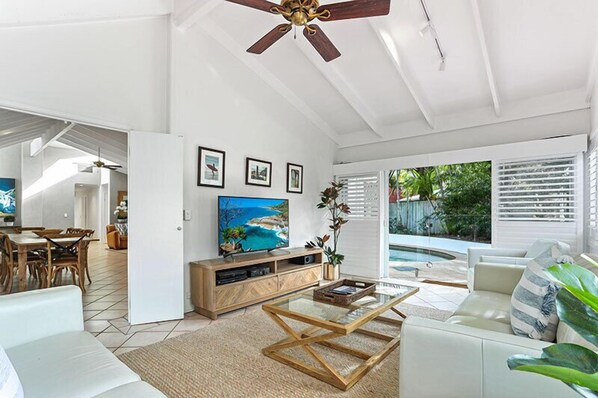 TV, fireplace, DVD player, video library